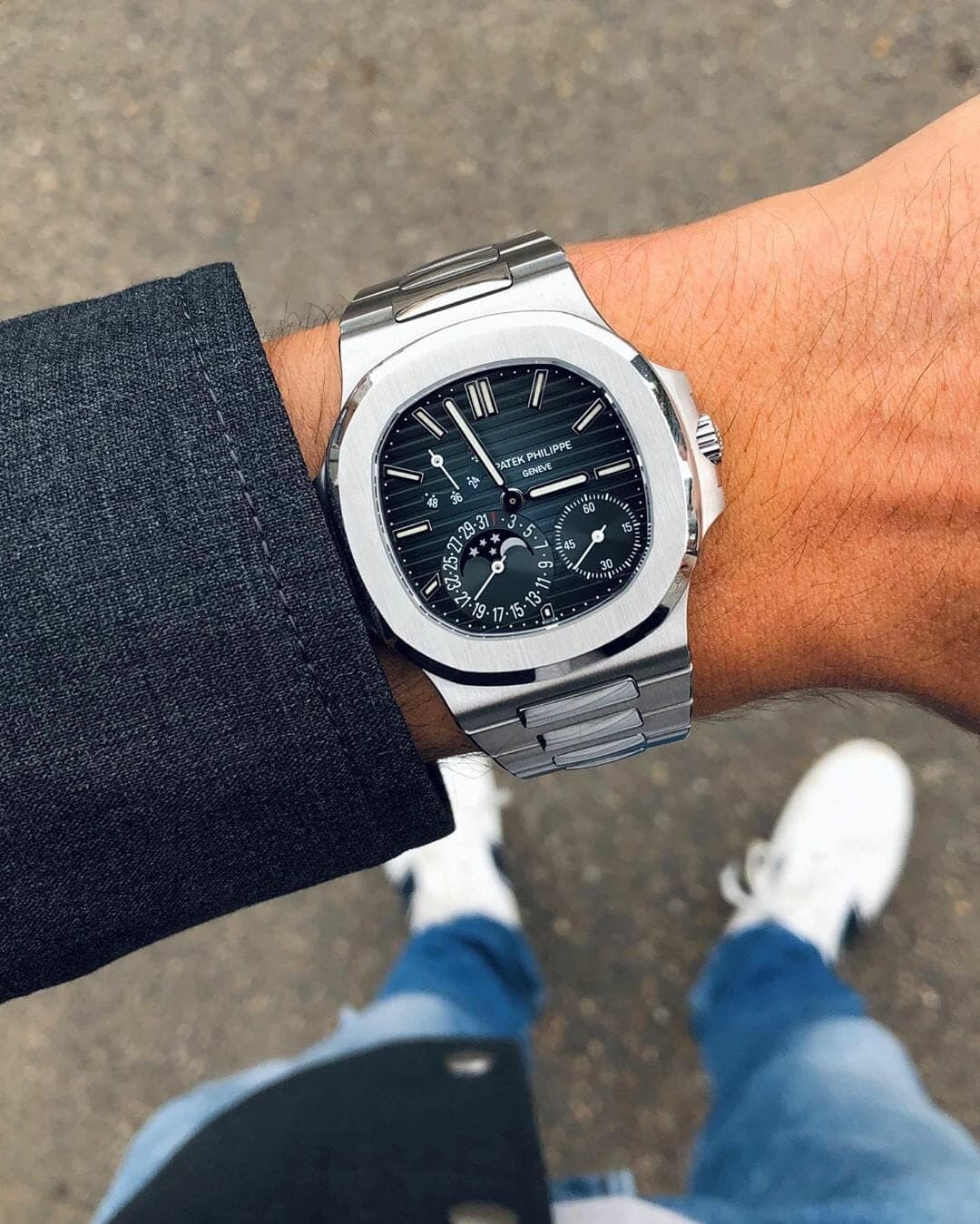 The Patek Philippe 5712 – A Nautilus Exception